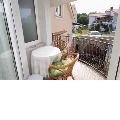 Apartment Njivice 5458d