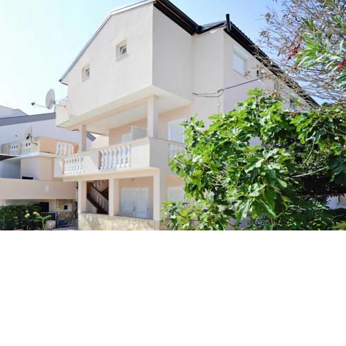 Apartment Novalja - CIN041028-CYA