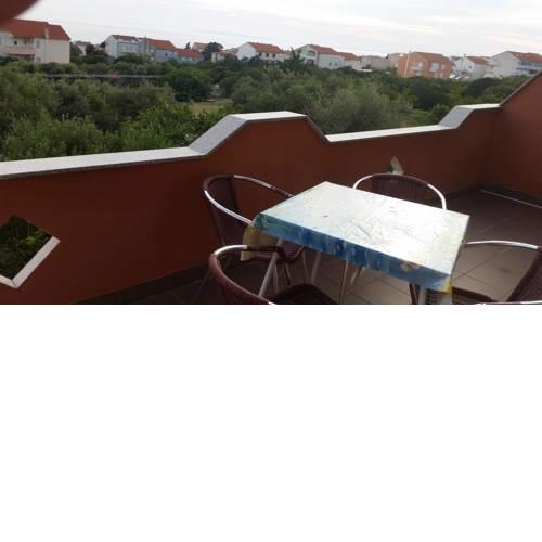 Apartment Novalja 13200a