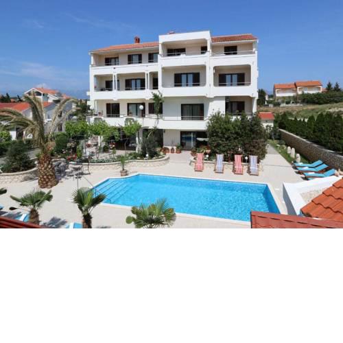 Apartment Novalja 14394b