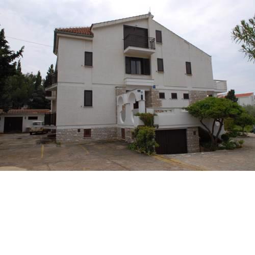 Apartment Novalja 213b