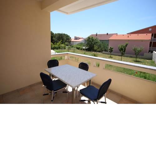 Apartment Novalja 3294d