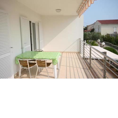 Apartment Novalja 6398b