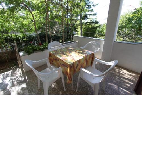 Apartment Novalja 9327b