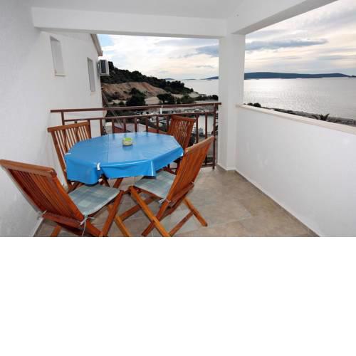 Apartment Okrug Donji 4842b