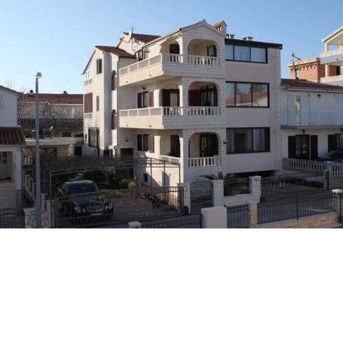 Apartment Okrug Gornji 7546a
