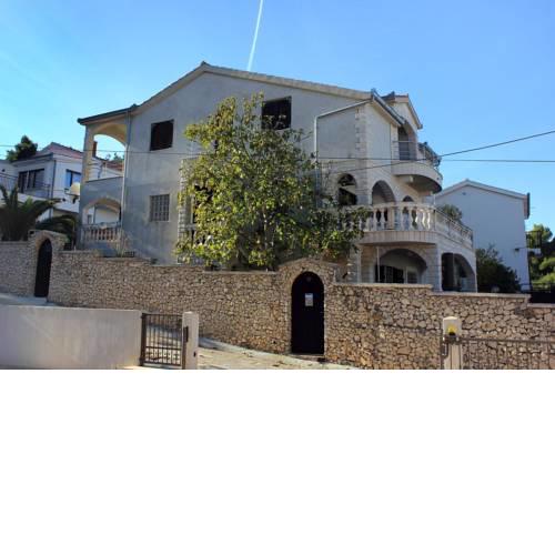 Apartment Okrug Gornji 8625a