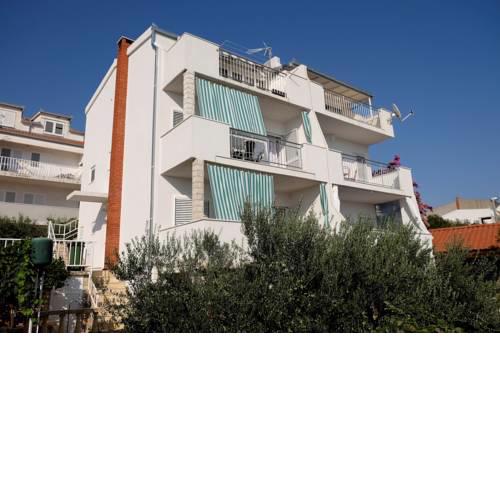 Apartment Okrug Gornji 8