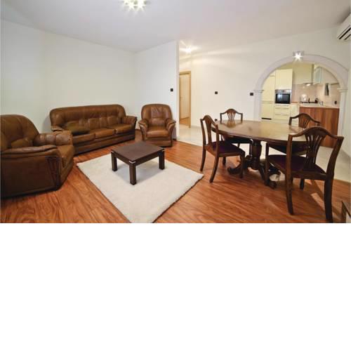 Apartment Okrug Gornji with Sea View III