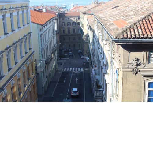 Apartment Old View