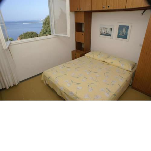 Apartment Omis 2823b