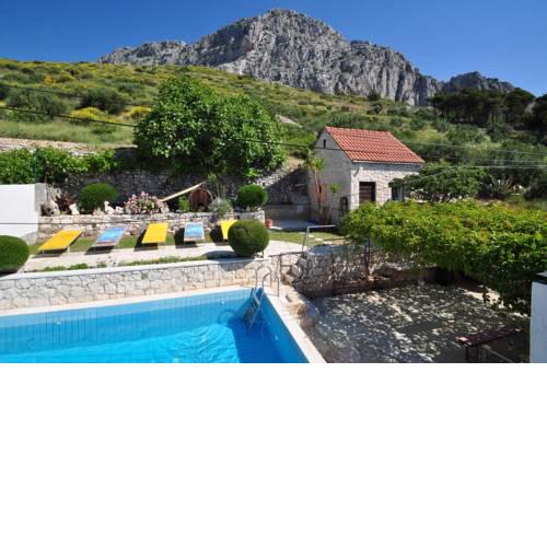 Apartment Omis 4