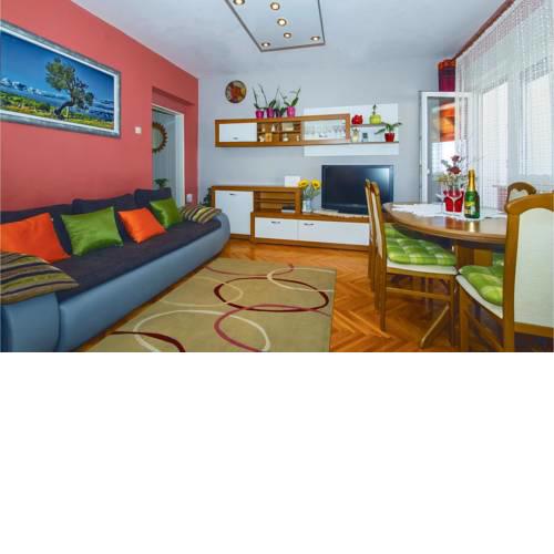 Apartment Omis with Sea View 04