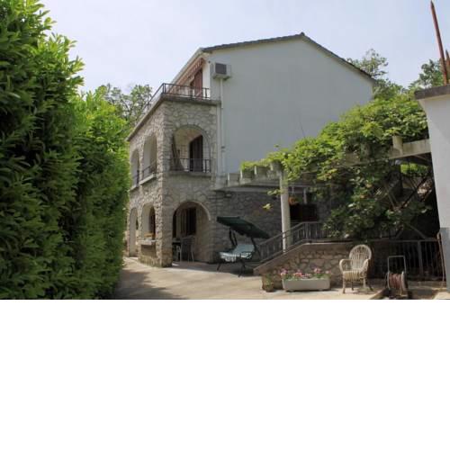 Apartment Opric 7756b
