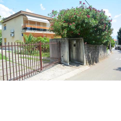 Apartments Orange Lovran