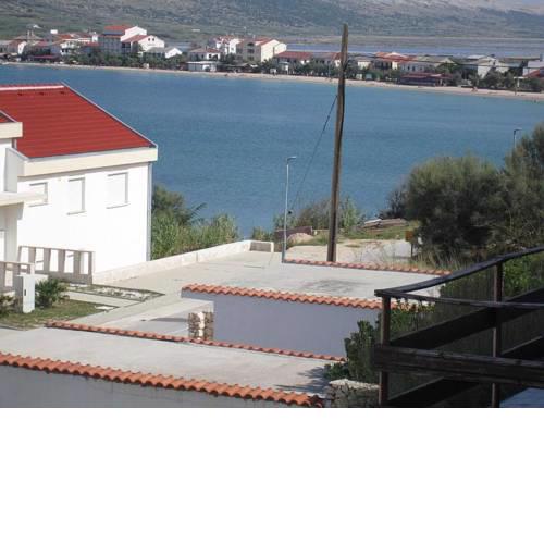 Apartment Pag 12590b