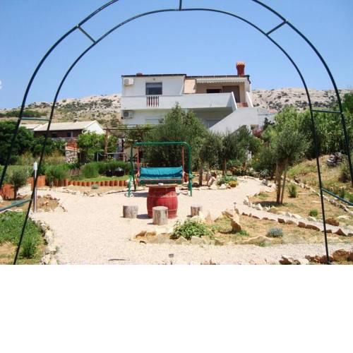 Apartment Pag 12892b