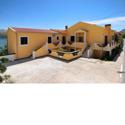 Apartment Pag 4119b