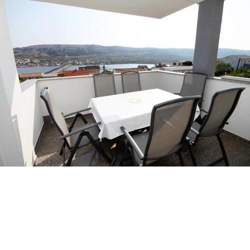 Apartment Pag 6433b