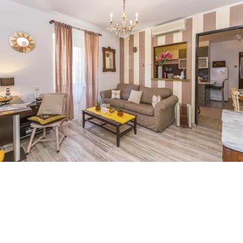 Apartment Palace Gold