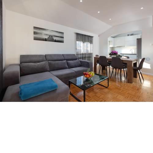 Apartment Panorama