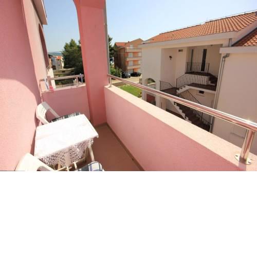 Apartment Pasman 8217b