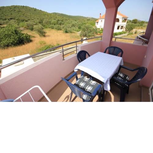 Apartment Pasman 8217c