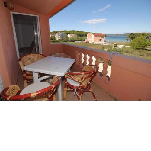 Apartments by the sea Pasman - 8274