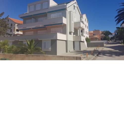 Apartment Pera - Novalja