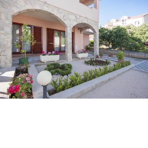 Apartment Perla