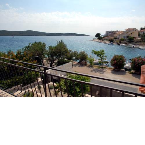 Apartment Petra