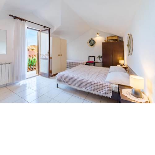 Apartment Petrinovic Supetar
