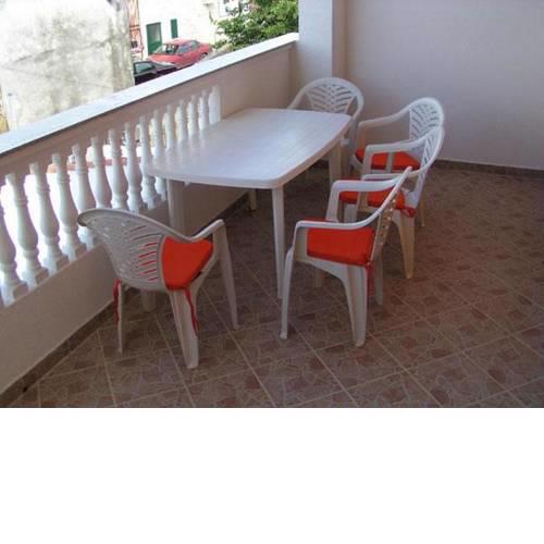 Apartment Pirovac 15271b