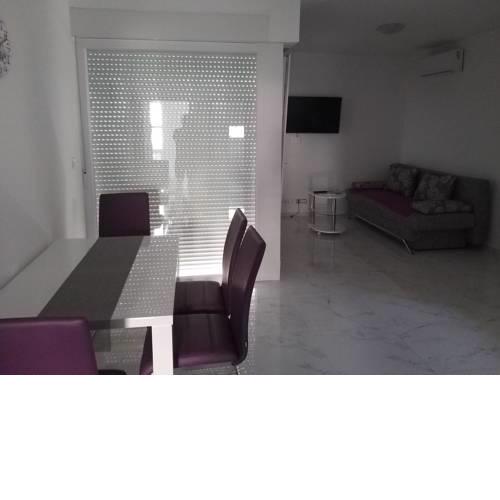 Apartment Pirovac 17653c