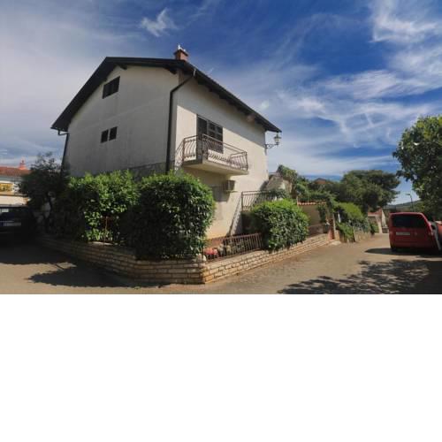 Apartment Pirovac 17680a
