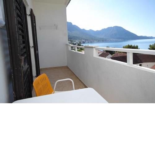Apartment Podaca 6735b