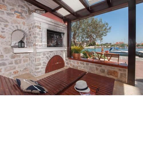 Apartment Poljana 8432a