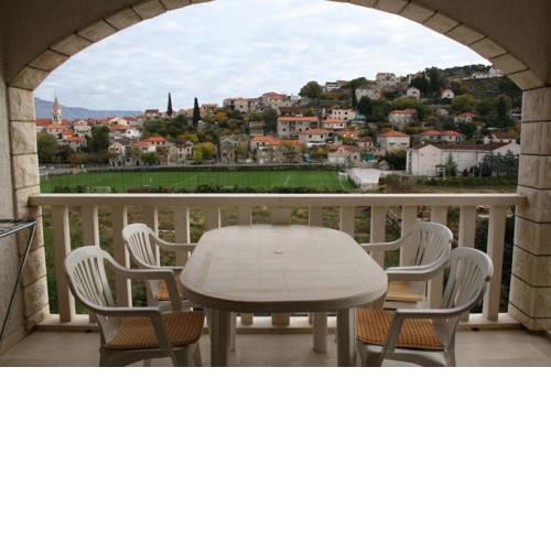 Apartment Postira 700b