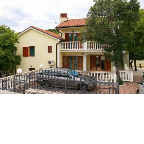Apartment Povile 2398a