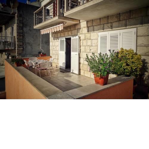 Apartment Povlja 14399a