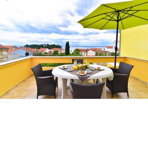 Apartment Preko 838b