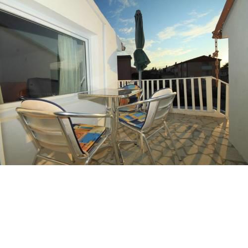 Apartment Premantura 7464c