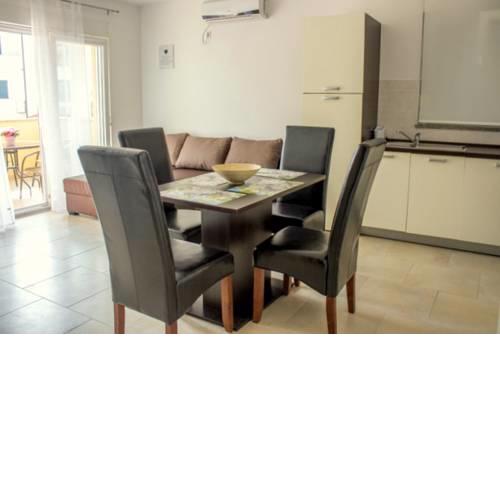 Apartment Premantura Aria