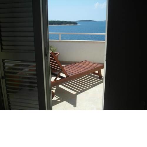 Apartment Primosten 15704e