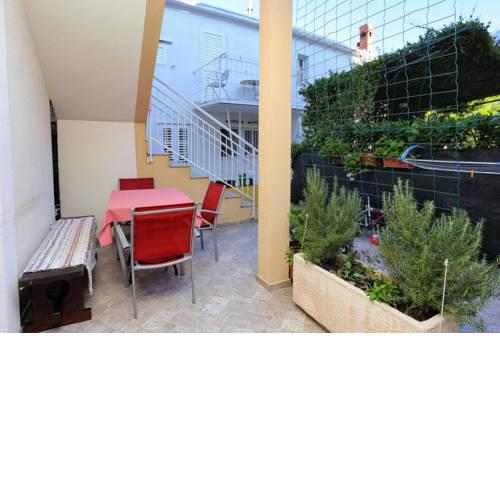 Apartment Promajna 10329b