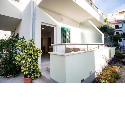 Apartment Promajna 2605c
