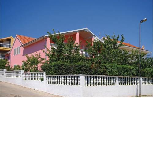 Apartment Prve Primorske Cete IV