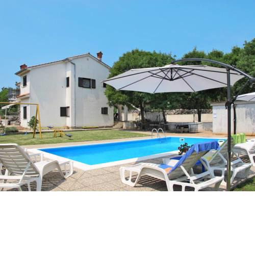 Apartment Radmila (MLK141)