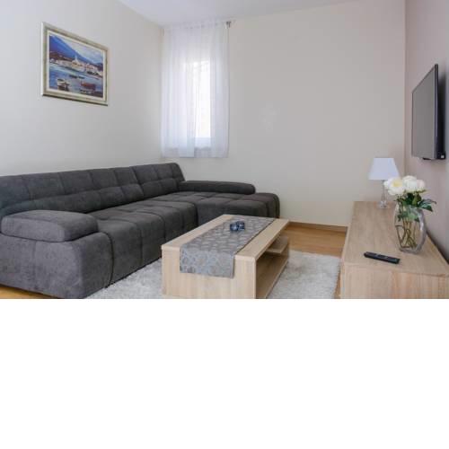 Apartment Rastici 16248d