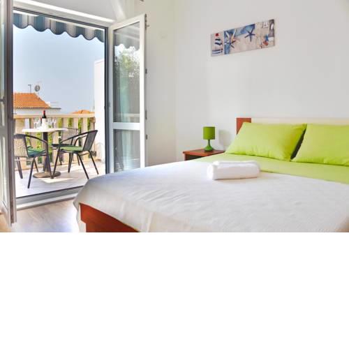 Apartment Razanj 14712b